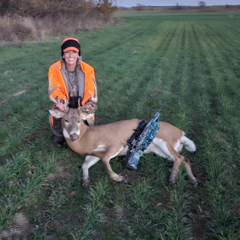 Keleigh Kight with her harvested Oklahoma White-Tailed Deer