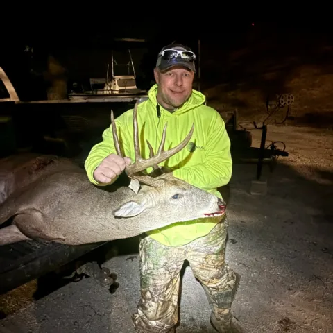 Jason James with his harvested Oklahoma White-Tailed Deer